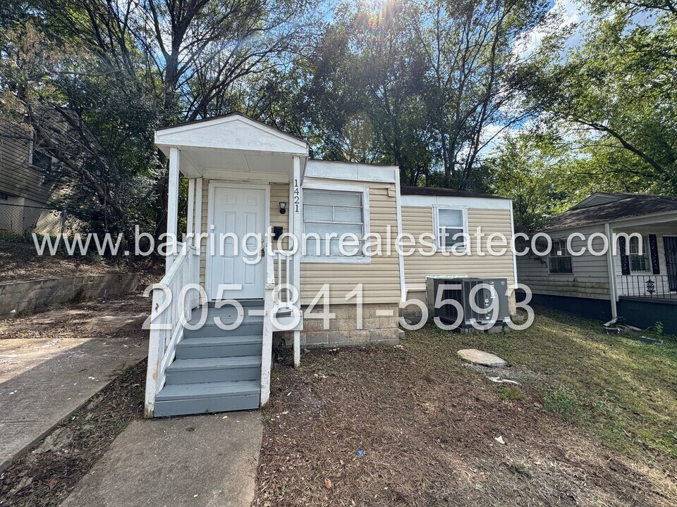 1421 31st St Ensley in Birmingham, AL - Building Photo