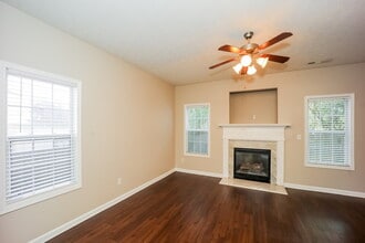 18 Harper's Farm Dr in Newnan, GA - Building Photo - Building Photo