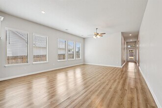 601 Los Olives Ln in Liberty Hill, TX - Building Photo - Building Photo