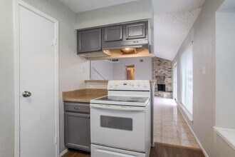 22219 Diane Dr in Spring, TX - Building Photo - Building Photo