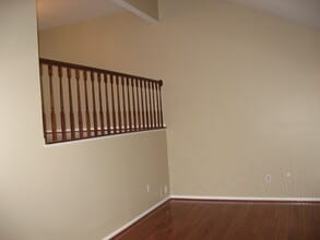 8626 Ambrose Ct in Manassas, VA - Foto de edificio - Building Photo