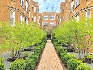 property at 536 W Belmont Ave