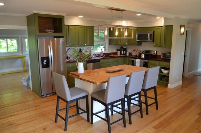 property at 67 Suncrest Terrace