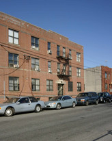 674 Ashford St Apartments