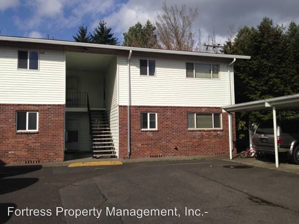 10615 NE Weidler St in Portland, OR - Building Photo