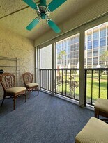 851 Three Islands Boulevard, Unit 114 in Hallandale Beach, FL - Building Photo