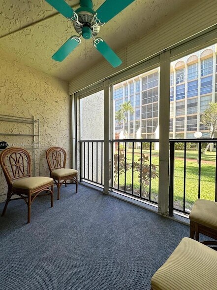 851 Three Islands Boulevard, Unit 114 in Hallandale Beach, FL - Building Photo