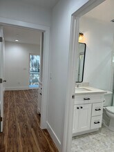 4917 Briggs Ave-Unit -ADU in Montrose, CA - Building Photo - Building Photo