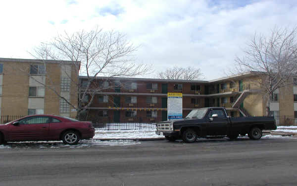 9126 S Buffalo Ave in Chicago, IL - Foto de edificio