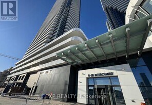 8 Interchange Wy in Vaughan, ON - Building Photo