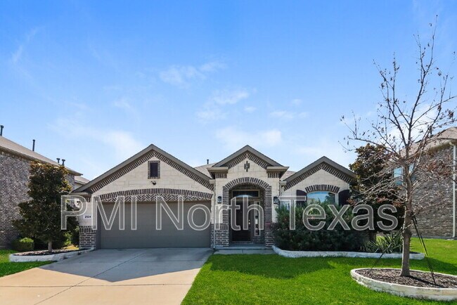 property at 2124 Austin Ln