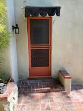 2272 Silver Ridge Ave, Unit 1 in Los Angeles, CA - Foto de edificio - Building Photo