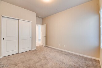 479 Via Renata in Henderson, NV - Building Photo - Building Photo
