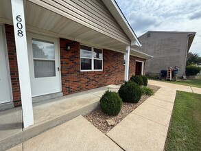 608 Linda Ln in Wentzville, MO - Building Photo - Building Photo