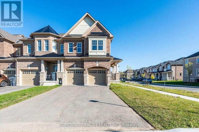 property at 31 Bushwood Trl