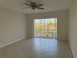 20200 NE 27th Ct in Aventura, FL - Building Photo - Building Photo