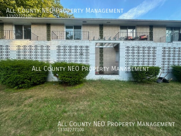 property at 1376 Forest Glen Dr