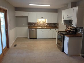 109 W 31st Pl in Sand Springs, OK - Building Photo - Building Photo