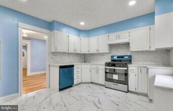 200 Kingston Rd in Upper Darby Township, PA - Building Photo - Building Photo