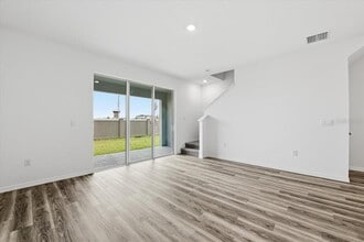 8066 Swan Mist Wy in Wesley Chapel, FL - Building Photo - Building Photo