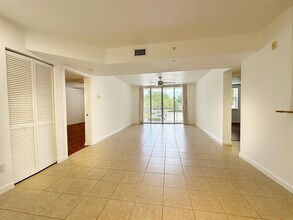 519 E Sheridan St in Dania Beach, FL - Building Photo - Building Photo