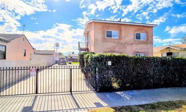 property at 1342 E 77th Pl