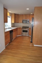 5225 11th Ave NE-Unit -#B in Seattle, WA - Building Photo - Building Photo