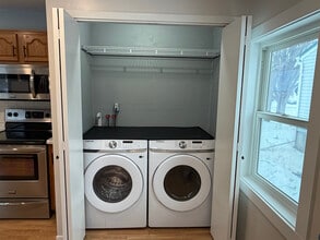 301 Leif Erikson Dr, Unit 301 in Decorah, IA - Building Photo - Building Photo