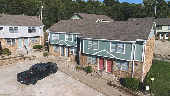 property at 1302 S Jackson St