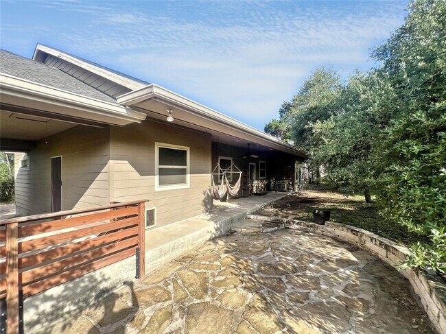 property at 8750 Scarlet Cir