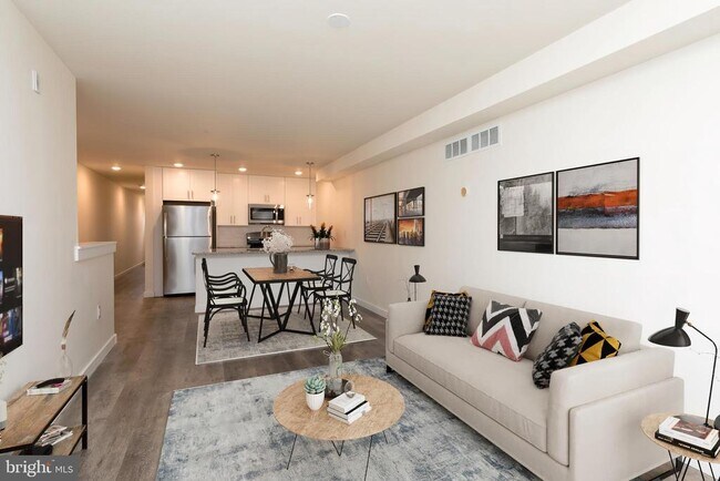 property at 1500 N Randolph St