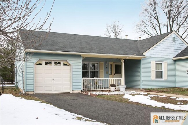 15 Clemmens Ct in Edison, NJ - Building Photo - Building Photo