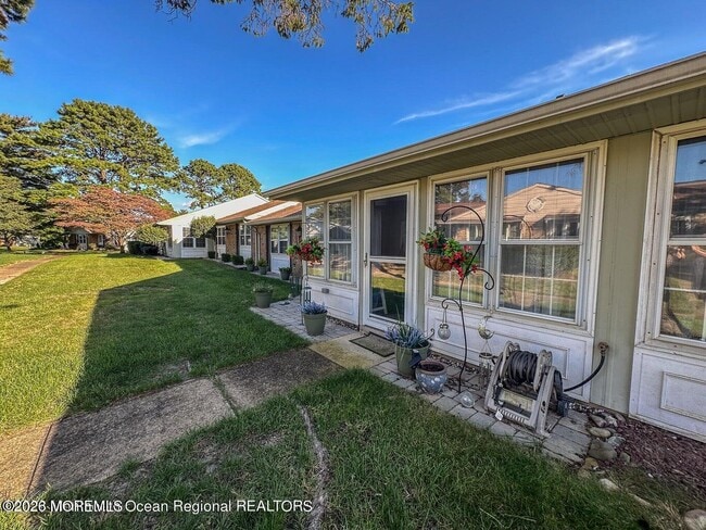 27C Cambridge Cir in Manchester Township, NJ - Building Photo - Building Photo