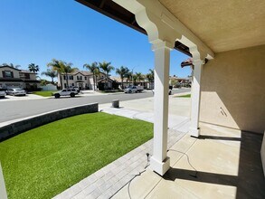 29720 Rossiter Rd in Murrieta, CA - Building Photo - Building Photo