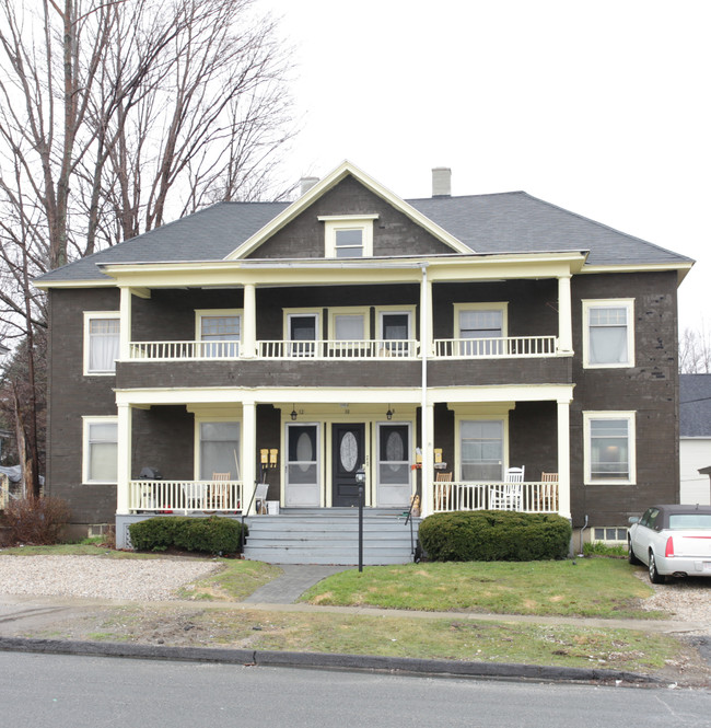 8-12 Stratford Ave in Pittsfield, MA - Foto de edificio - Building Photo