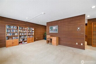 1070 5th Ave S in Edmonds, WA - Building Photo - Building Photo
