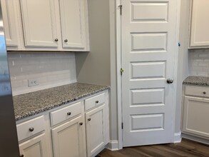 3300 Westgate Park Dr in Loganville, GA - Building Photo - Building Photo