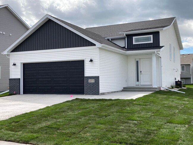 property at 6513 26th St S