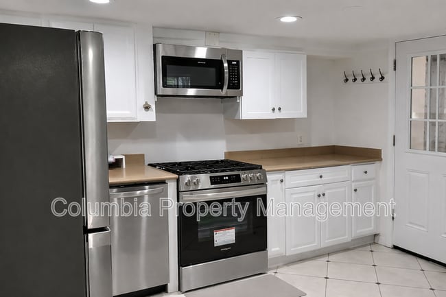 1707 Kilbourne Pl NW in Washington, DC - Building Photo - Building Photo