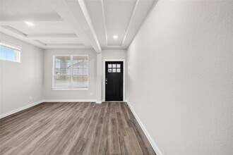 18033 Martin Pines Dr in Conroe, TX - Building Photo - Building Photo