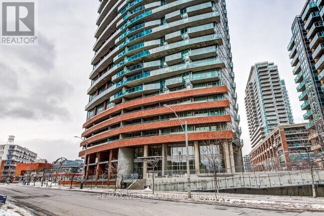 150 E Liberty St in Toronto, ON - Building Photo - Building Photo