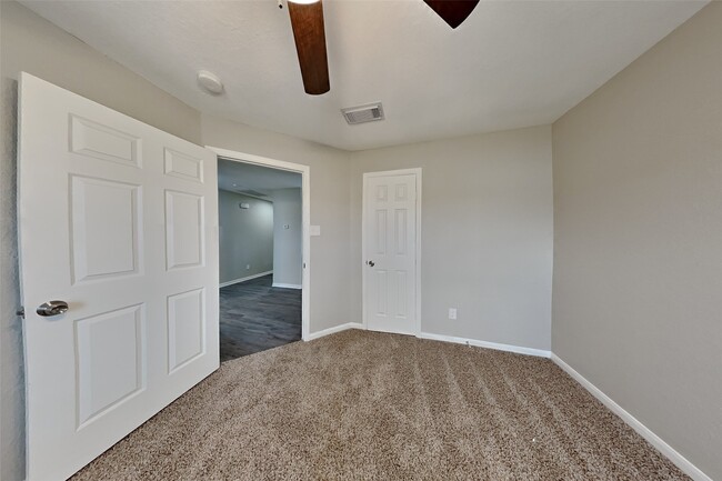 8403 Misty Prairie Ln