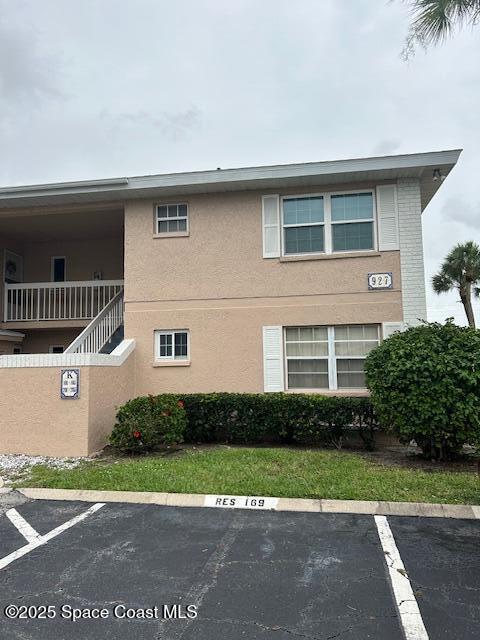 property at 927 Sonesta Ave NE