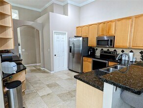 3937 Nighthawk Dr in Weston, FL - Building Photo - Building Photo