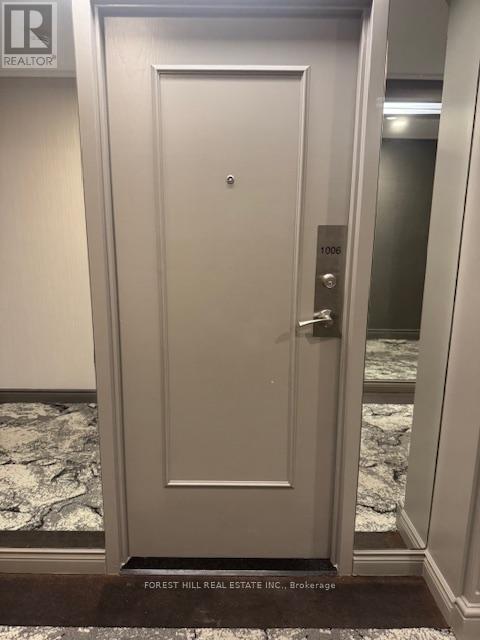 7300-7300 Yonge St in Vaughan, ON - Building Photo