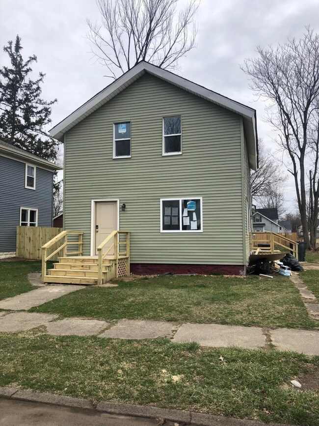 property at 820 Sherman Ave