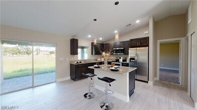 3401 NE 18th Ave in Cape Coral, FL - Building Photo - Building Photo