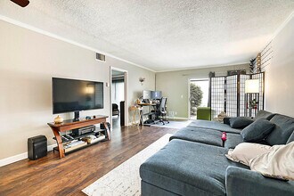 725 Hummingbird Way in North Palm Beach, FL - Building Photo - Building Photo