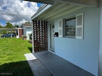 2207 Croton Ct in Lehigh Acres, FL - Foto de edificio - Building Photo