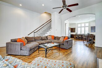 9941 Woodwind Ln N in Houston, TX - Building Photo - Building Photo